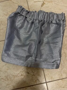 🆕 Silver Shimmer Elastic Waist BohoShorts- Oversized Medium